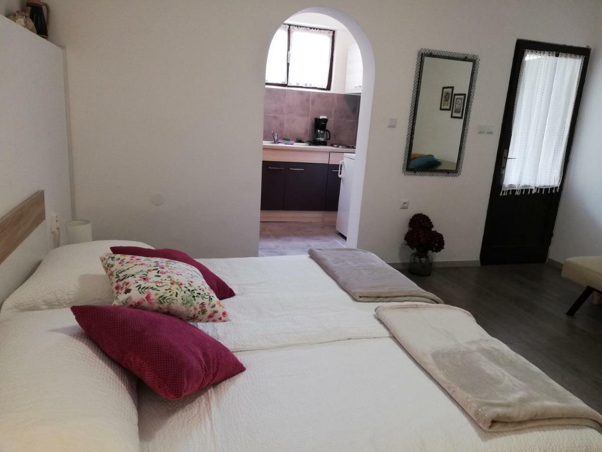 Apartments 4U Omišalj Extérieur photo